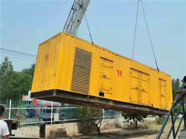 阿瓦提300KW柴油发电机组油耗是多少？