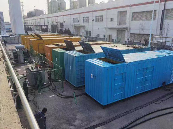 阿瓦提380V和690V电压的电缆线相同吗？