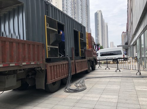 阿瓦提冷却液不足的情况下如何检查柴油发电机组？